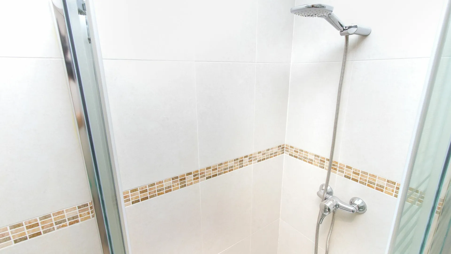 Calle Mezquitilla - Spacious Apartment By La Recepcion Malaga